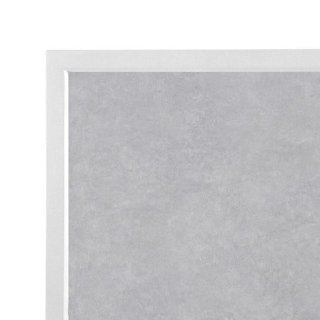 Bolero Hellgrauer Steineffekt-Tisch aus gehärtetem Glas für den Außenbereich, weiße Zierleiste, 700 mm Bolero Hellgrauer Steineffekt-Tisch aus gehärtetem Glas für den Außenbereich, weiße Zierleiste, 700 mm